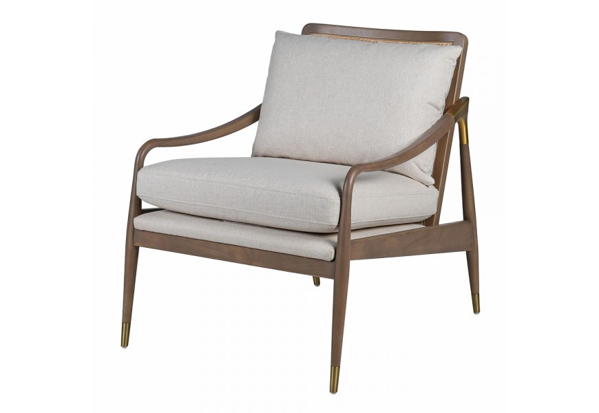 Luxusní art deco designové křeslo Oscar s čalouněnou sedací částí a opěrkou s textilním potahem v béžové barvě s dřevěným masivním rámem v hnědé barvě se zlatými kovovými detaily s ratanovým výpletem s vídeňským vzorem na zádové opěrce