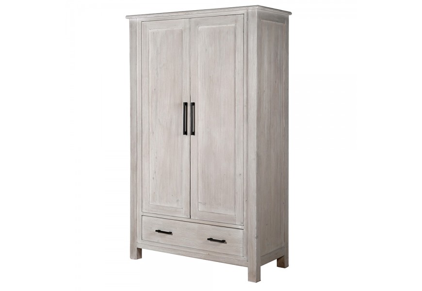 Luxusní moderní venkovská masivní šatní skříň Arhus s dvojitými dvířky a jednou širokou zásuvkou s kovovými úchyty v černé barvě s minimalistickým designem na krátkých nožičkách z recyklovaného dřeva ve světle krémovém provedení s přiznanou kresbou letokruhů