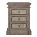 Luxusní venkovský noční stolek Rickon se třemi šuplíky s ratanovým výpletem z masivního dřeva v hnědé barvě s patinou 56 cm