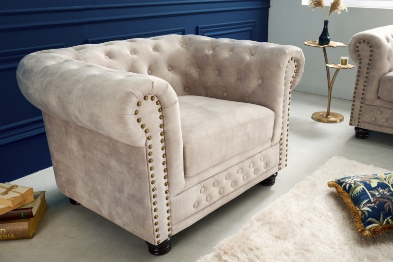 Estila Luxusní chesterfield křeslo Contessa s čalouněním v barvě šampaňského s prošíváním a kovovým zdobením 105cm